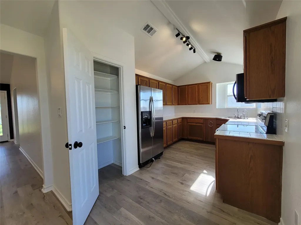 208 Newcastle Drive Red Rock TX 78662