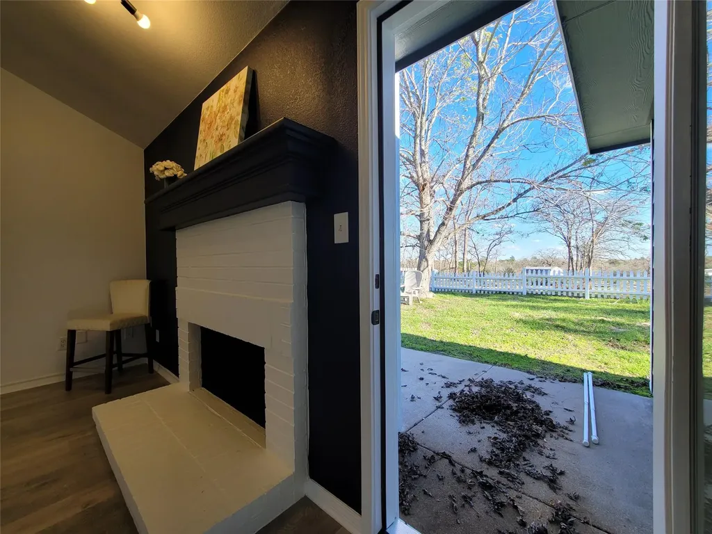208 Newcastle Drive Red Rock TX 78662