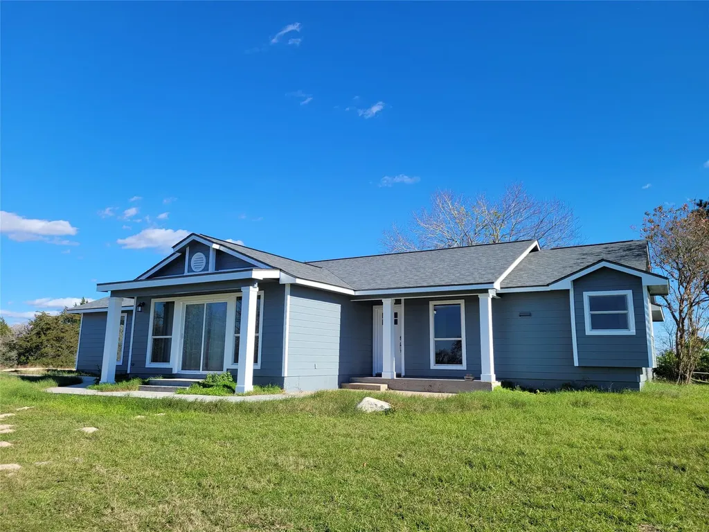 208 Newcastle Drive Red Rock TX 78662