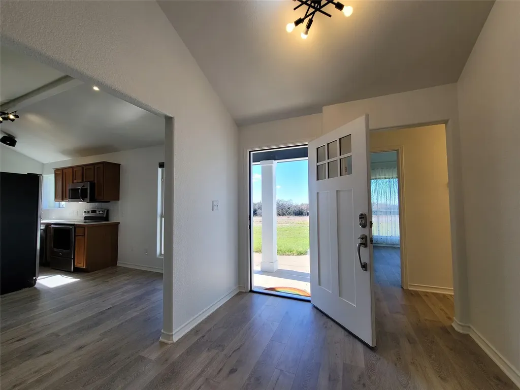208 Newcastle Drive Red Rock TX 78662