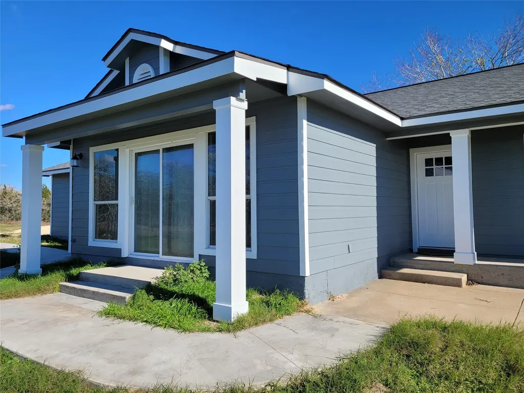 208 Newcastle Drive Red Rock TX 78662