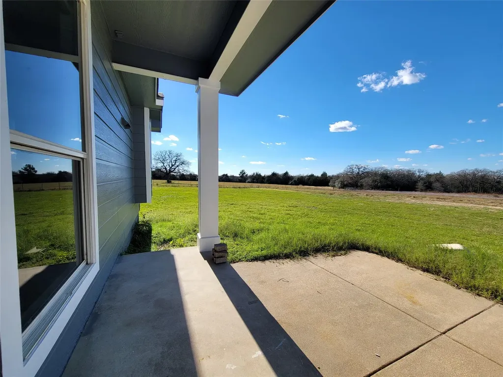 208 Newcastle Drive Red Rock TX 78662