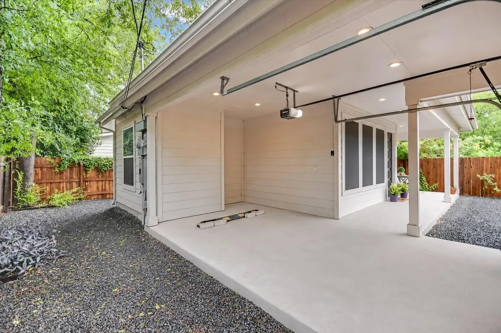 5102 Martin Avenue Austin TX 78751