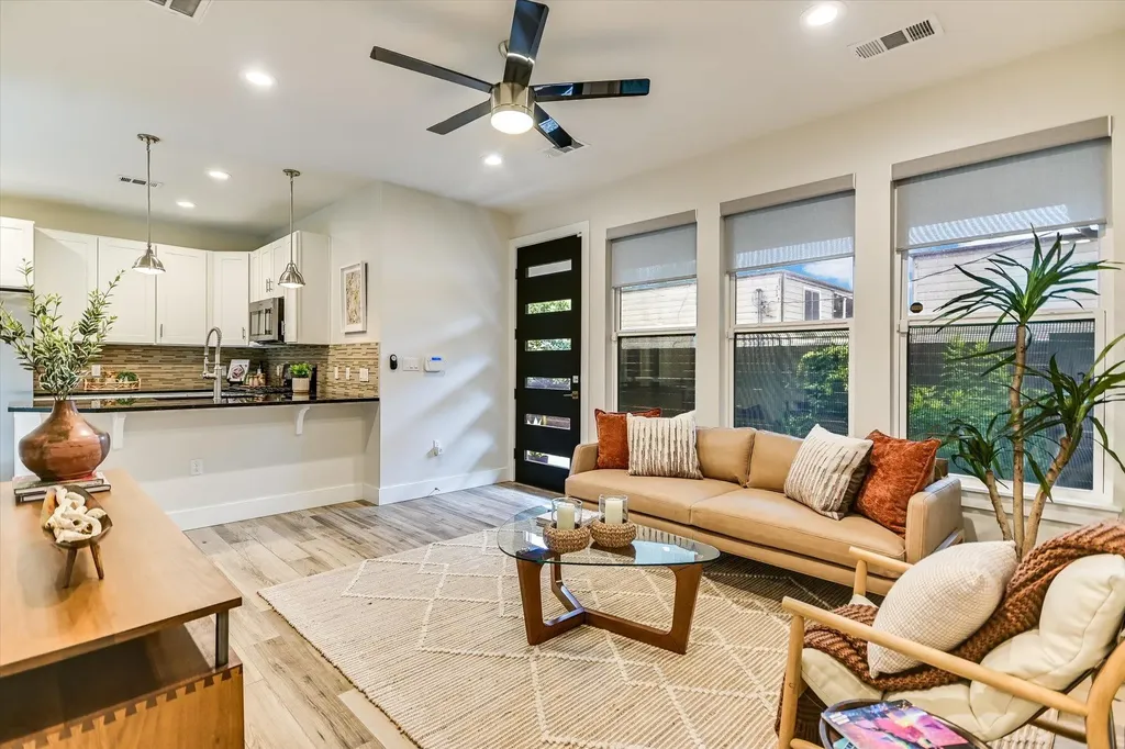 5102 Martin Avenue Austin TX 78751