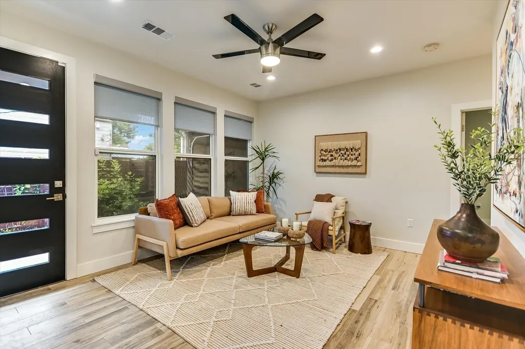 5102 Martin Avenue Austin TX 78751