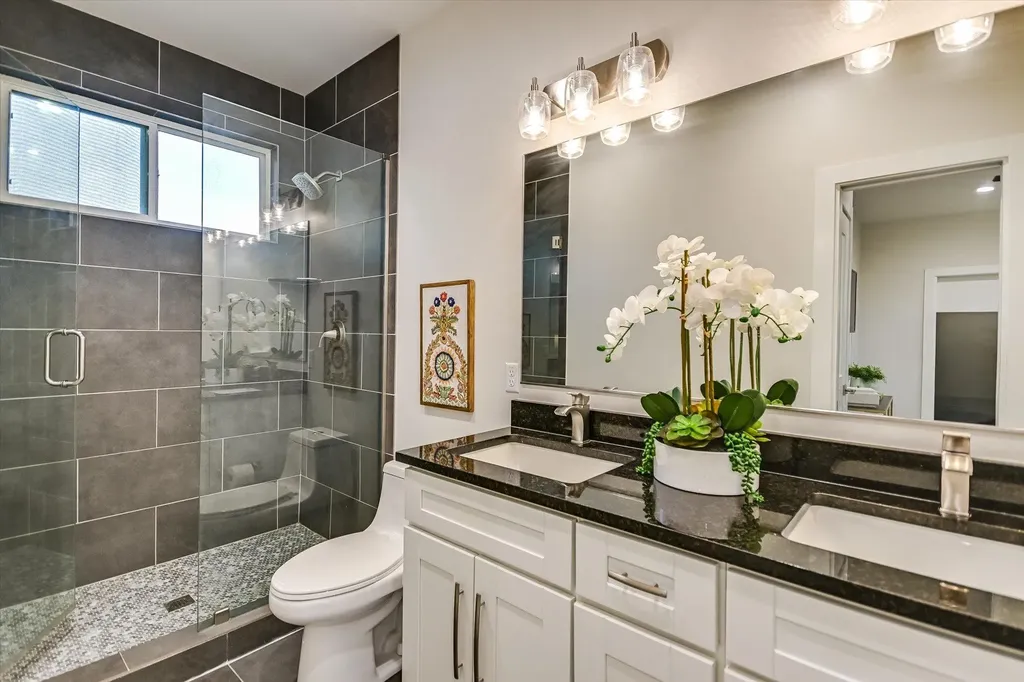 5102 Martin Avenue Austin TX 78751