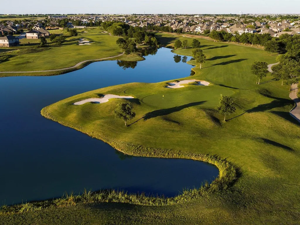 17613 Pepperwood Cove Manor TX 78653