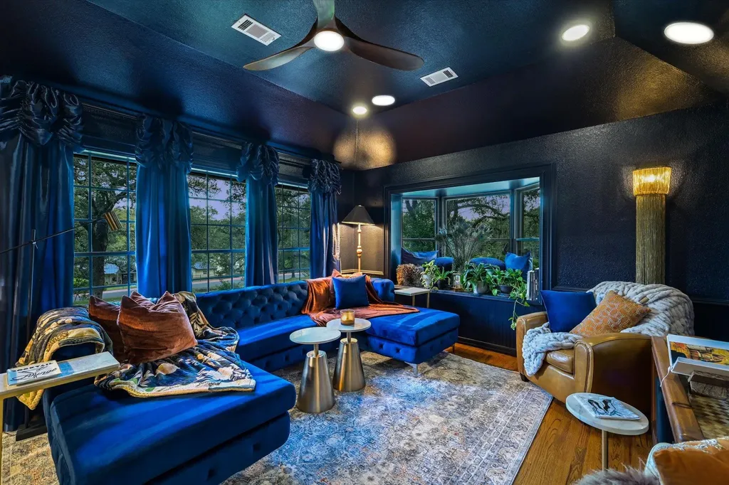 8310 Long Canyon Drive Austin TX 78730