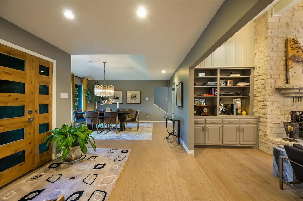 8310 Long Canyon Drive Austin TX 78730