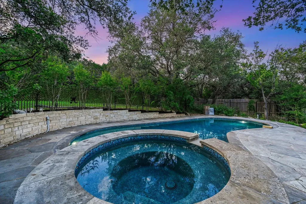 8310 Long Canyon Drive Austin TX 78730