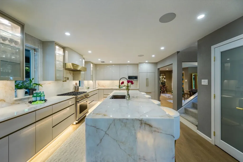 8310 Long Canyon Drive Austin TX 78730