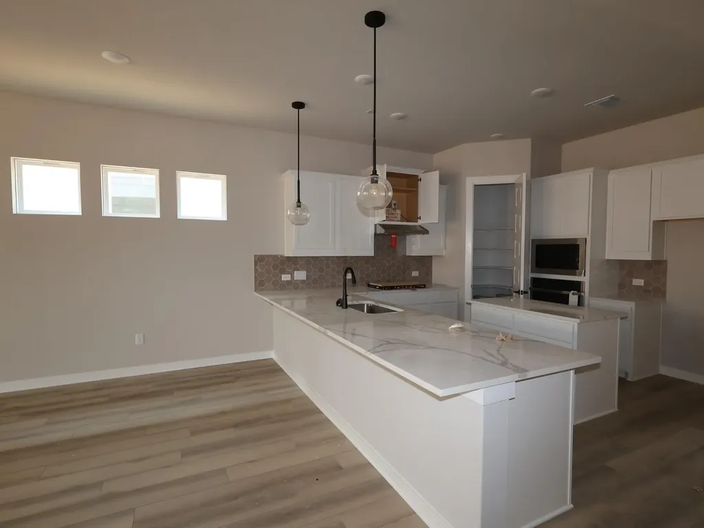 813 Purmela Street Leander TX 78641