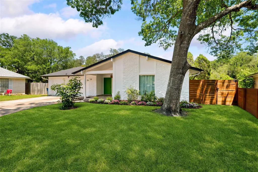 6107 Blarwood Drive Austin TX 78745