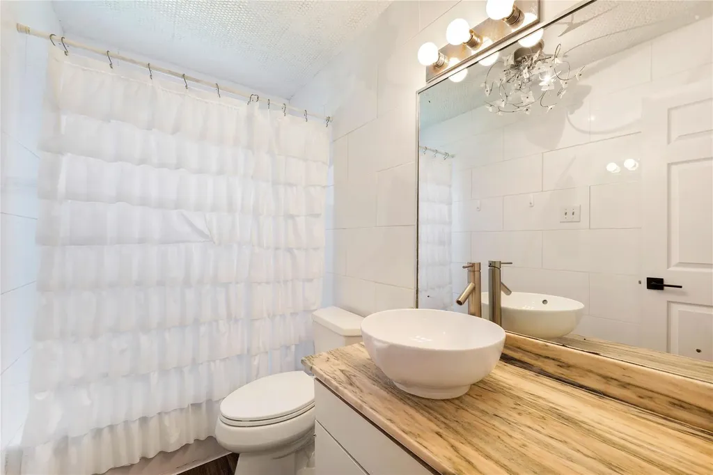 6107 Blarwood Drive Austin TX 78745