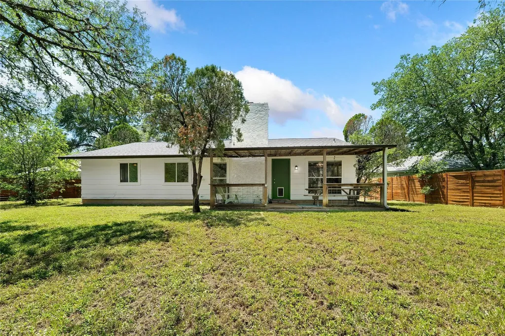 6107 Blarwood Drive Austin TX 78745