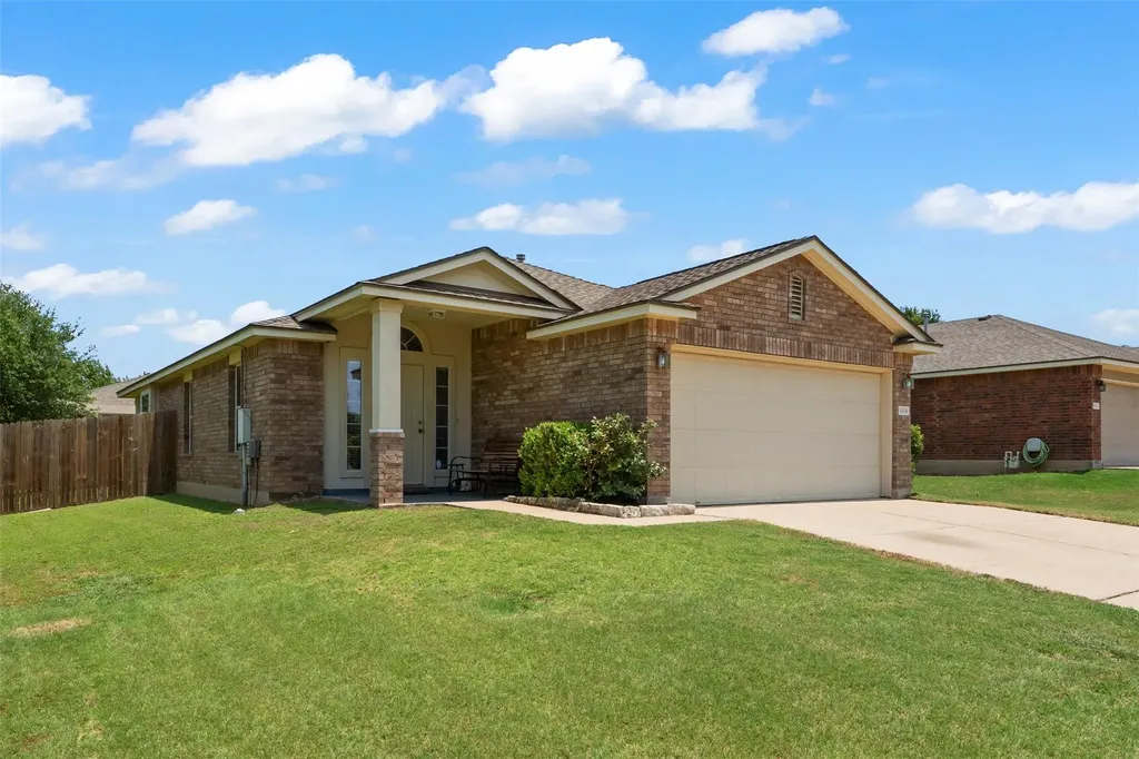 1004 Whitley Drive Leander TX 78641