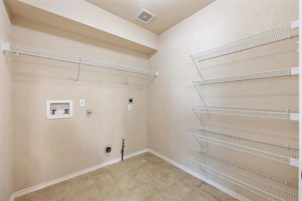1004 Whitley Drive Leander TX 78641