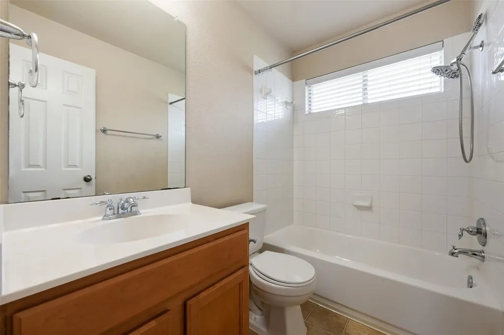 1004 Whitley Drive Leander TX 78641