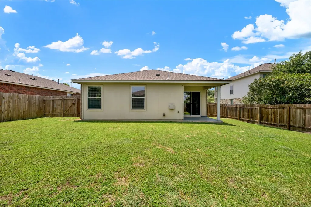 1004 Whitley Drive Leander TX 78641