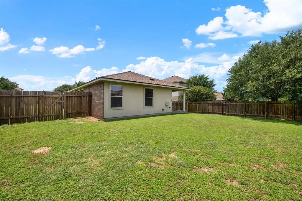 1004 Whitley Drive Leander TX 78641