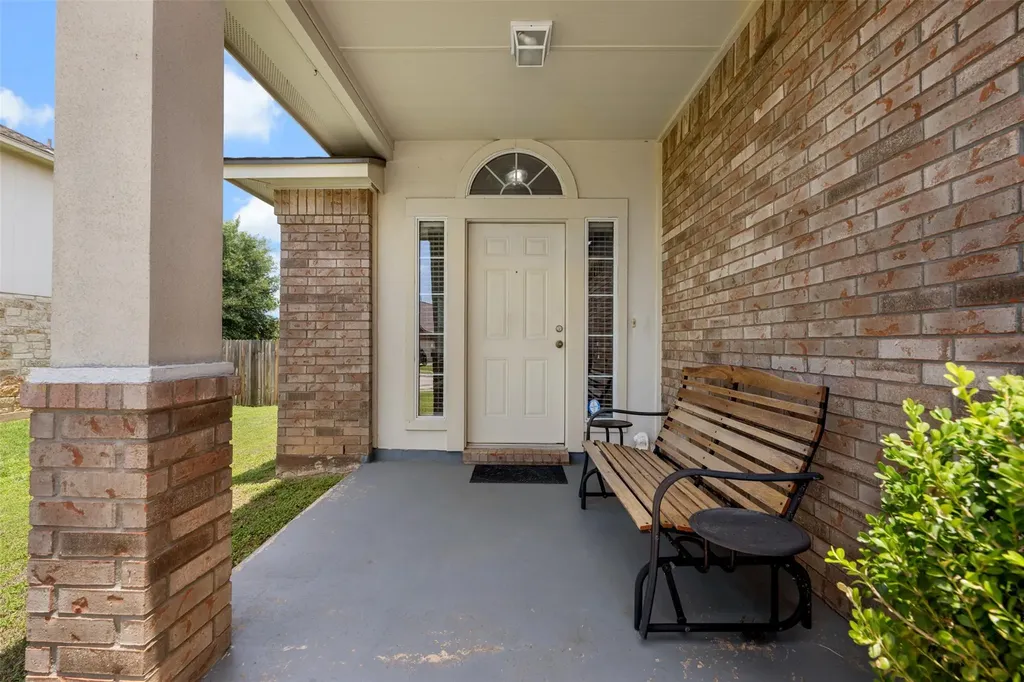 1004 Whitley Drive Leander TX 78641