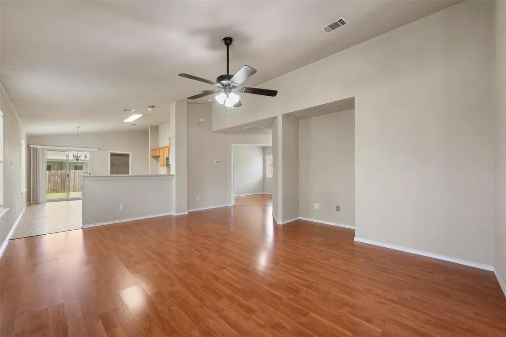 1004 Whitley Drive Leander TX 78641