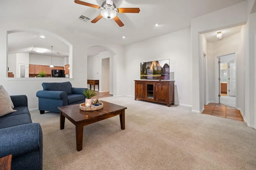 631 Reliance Drive Buda TX 78610