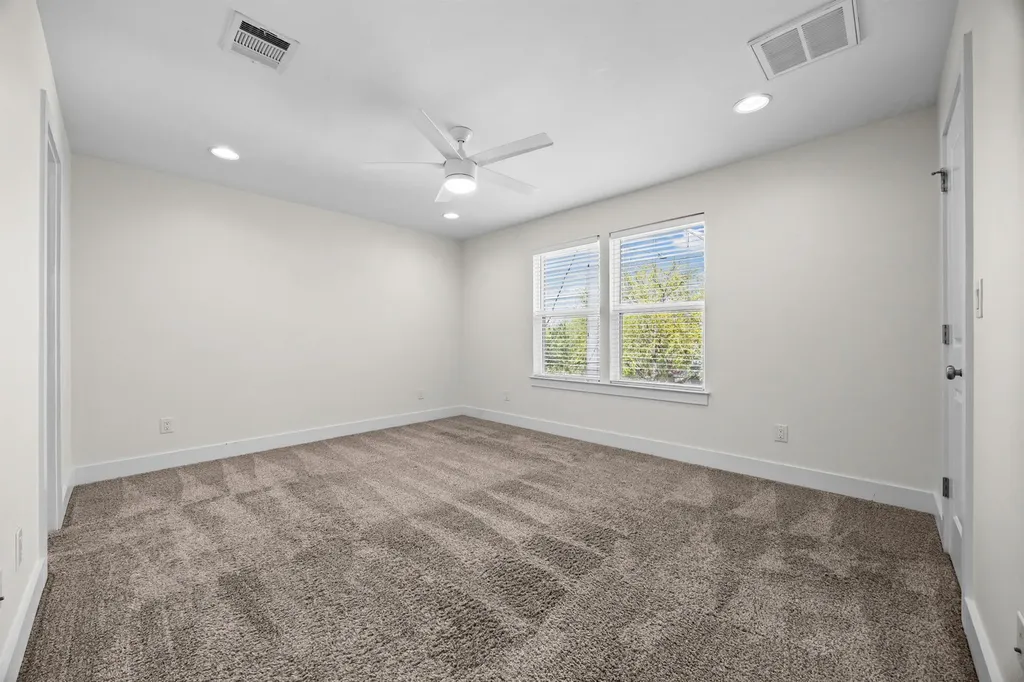 7312 E Ben White Boulevard Austin TX 78741