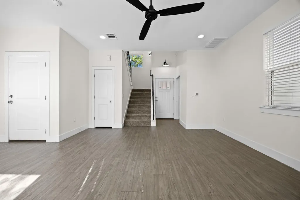 7312 E Ben White Boulevard Austin TX 78741