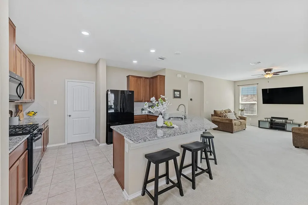 437 Sheepshank Drive Georgetown TX 78633