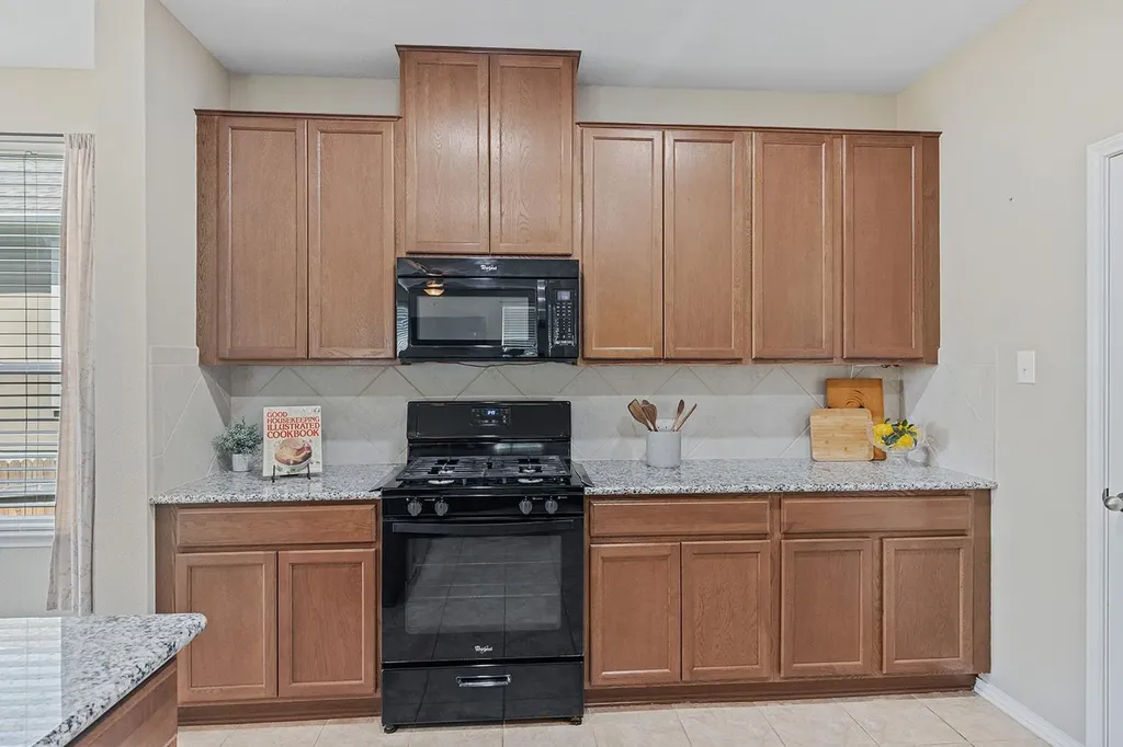 437 Sheepshank Drive Georgetown TX 78633