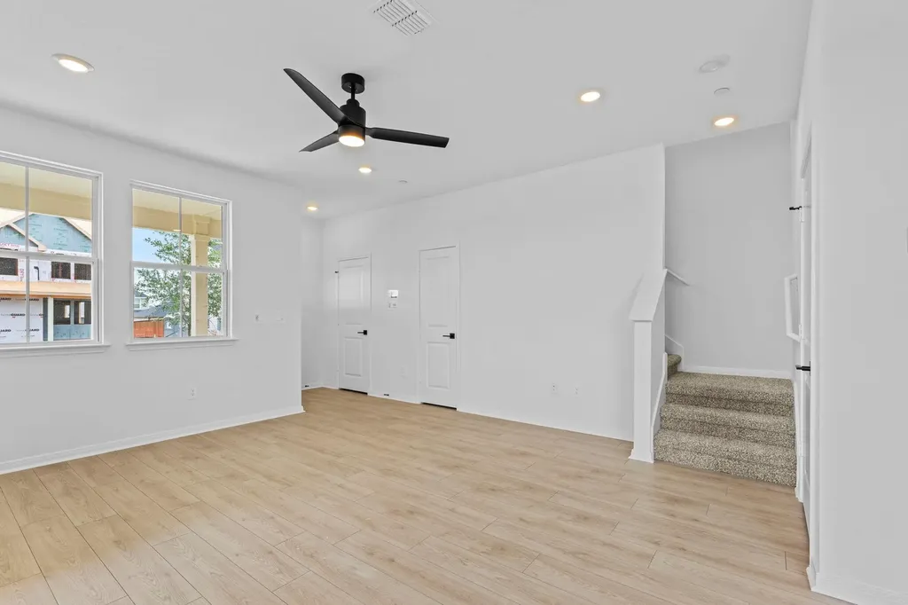 2542 Violet Theo Lane Round Rock TX 78665