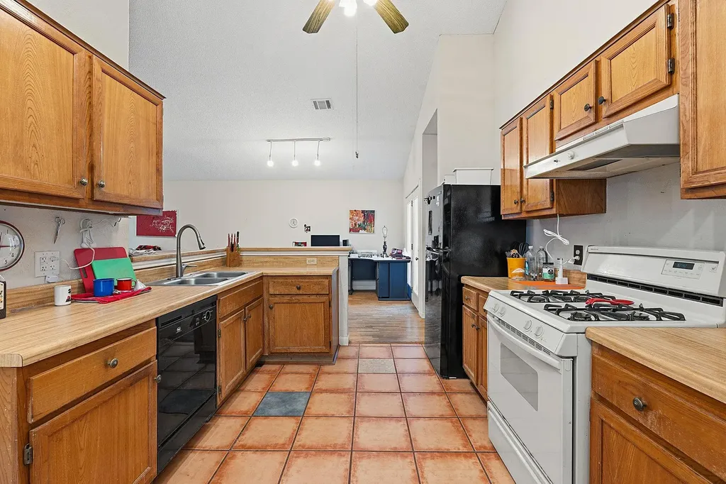 2814 Gettysburg Drive Austin TX 78745