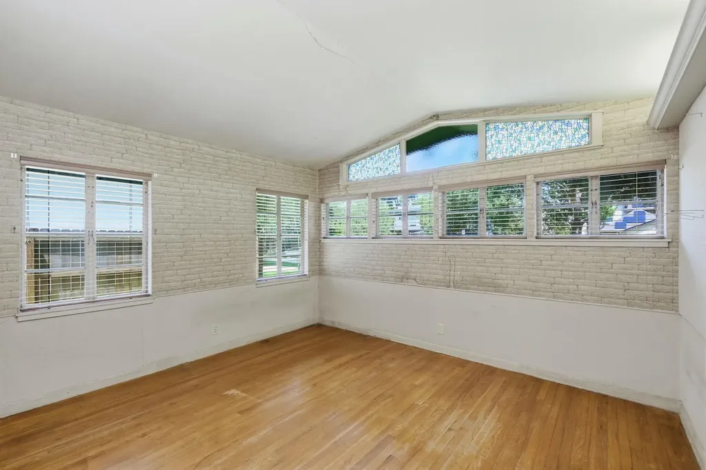 6107 Cary Drive Austin TX 78757