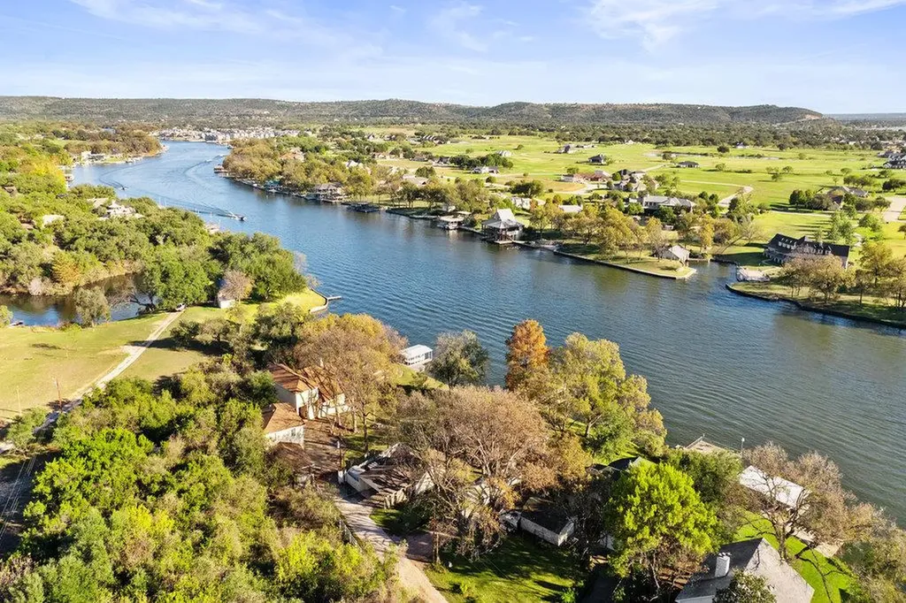 1922 Purple Sage Lane Kingsland TX 78639