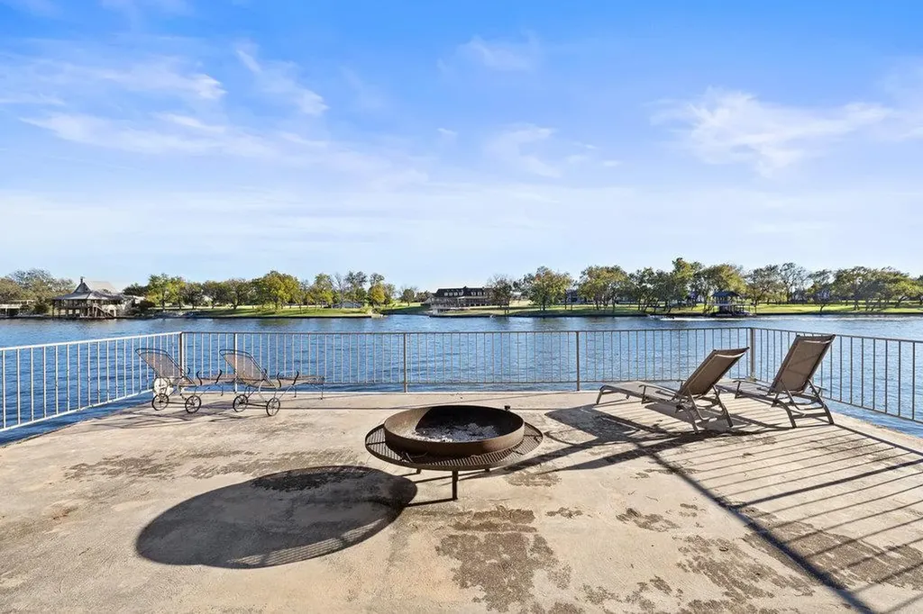 1922 Purple Sage Lane Kingsland TX 78639