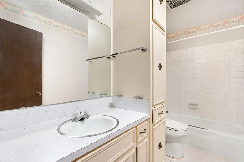 2612 Choctaw Trail Austin TX 78745
