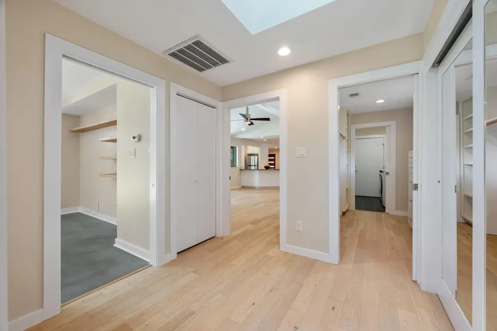 2611 E Side Drive Austin TX 78704