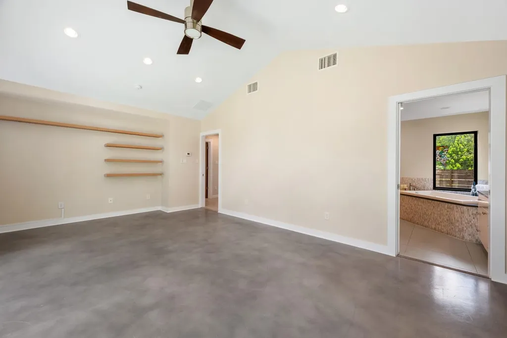 2611 E Side Drive Austin TX 78704