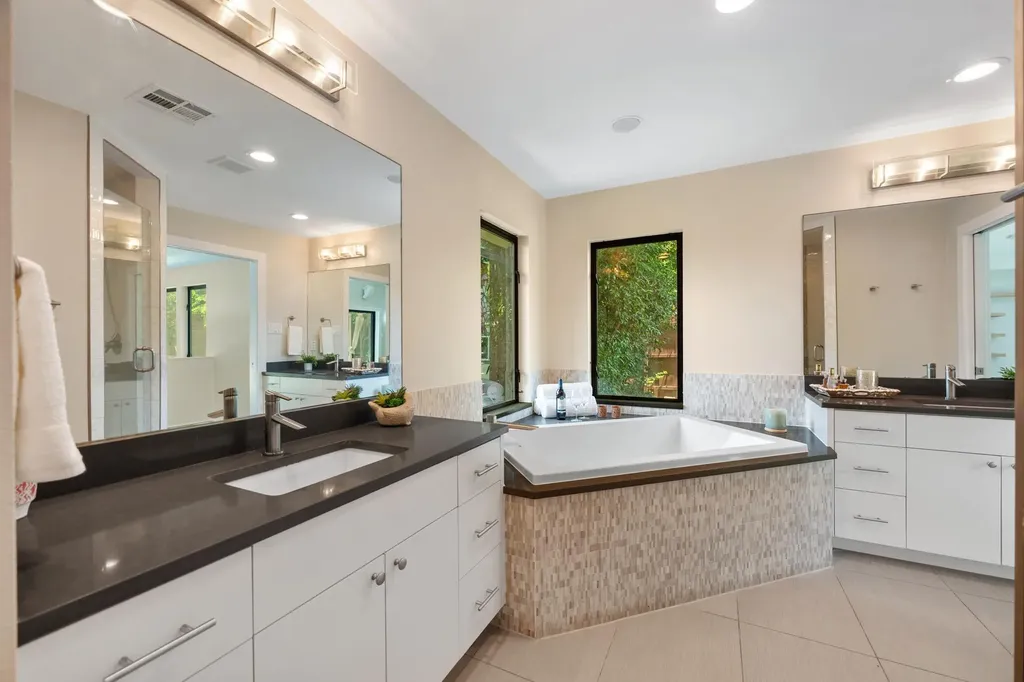 2611 E Side Drive Austin TX 78704