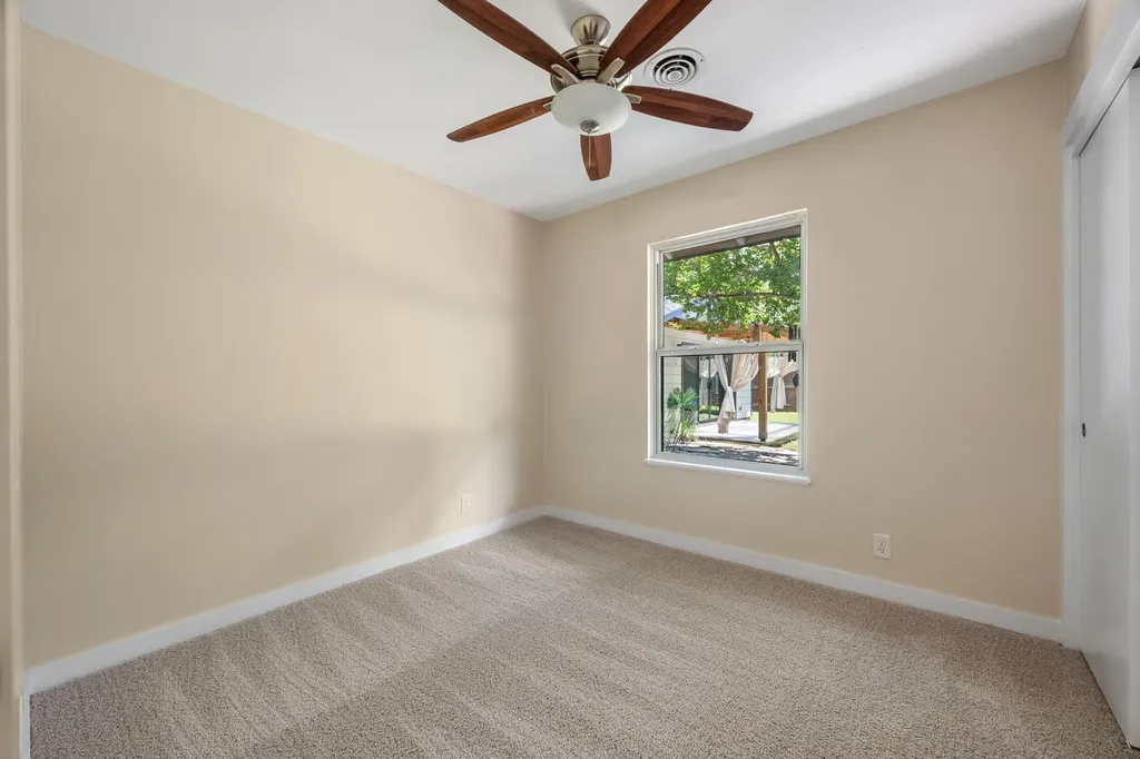 2611 E Side Drive Austin TX 78704