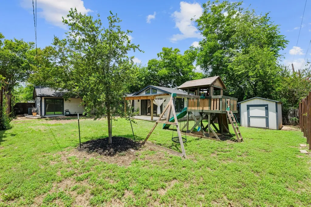 2611 E Side Drive Austin TX 78704