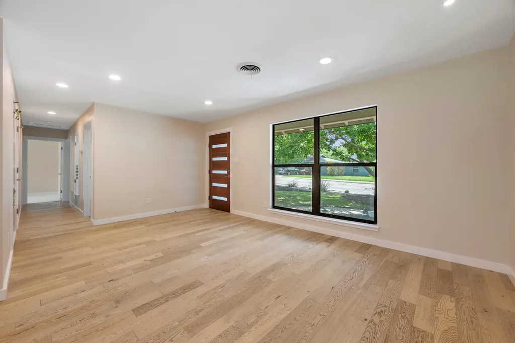 2611 E Side Drive Austin TX 78704