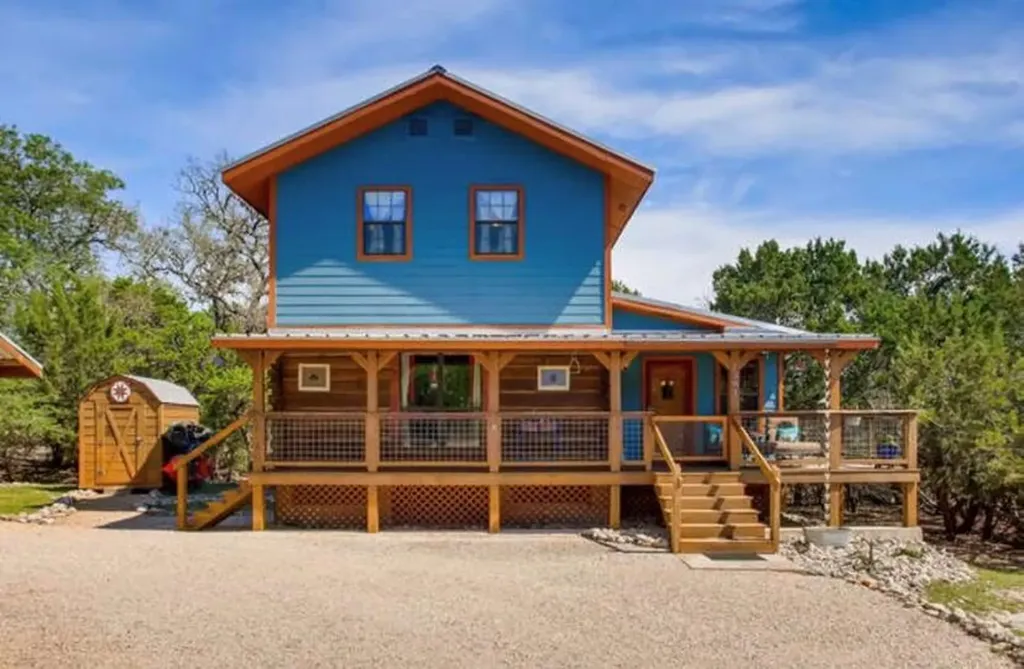 1381 Greenbriar Drive Canyon Lake TX 78133