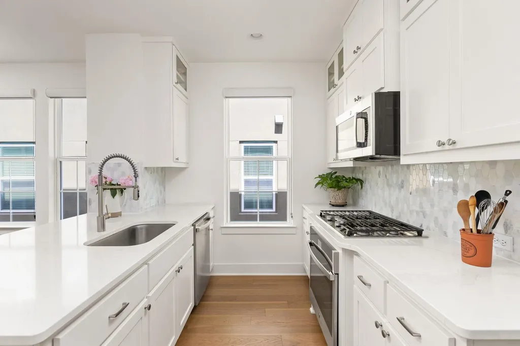 2509 Simond Avenue Austin TX 78723