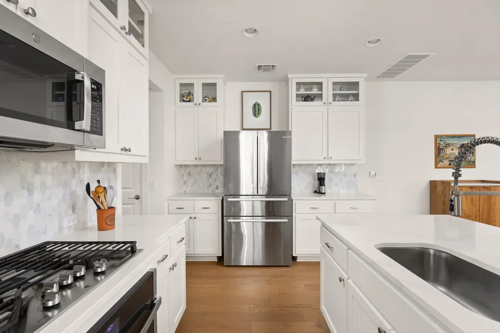 2509 Simond Avenue Austin TX 78723