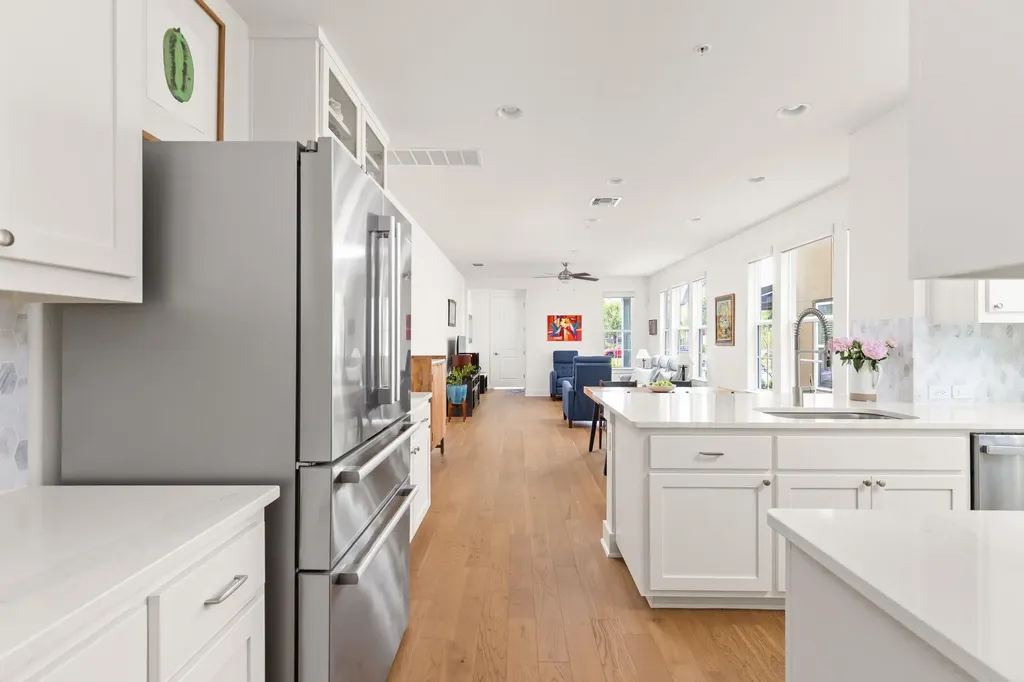 2509 Simond Avenue Austin TX 78723