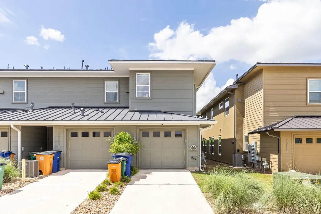 2509 Simond Avenue Austin TX 78723