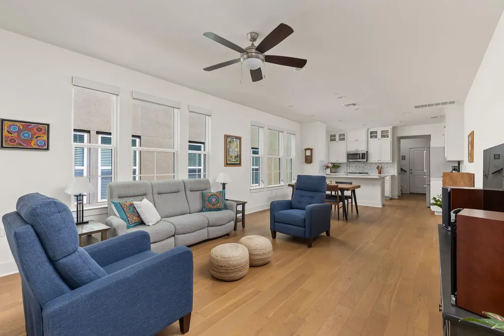 2509 Simond Avenue Austin TX 78723