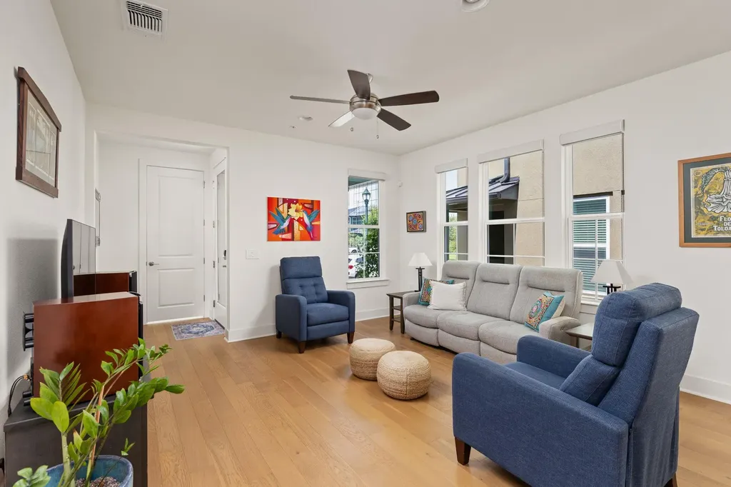 2509 Simond Avenue Austin TX 78723